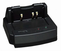 Yaesu_CD_41_Standlader_1