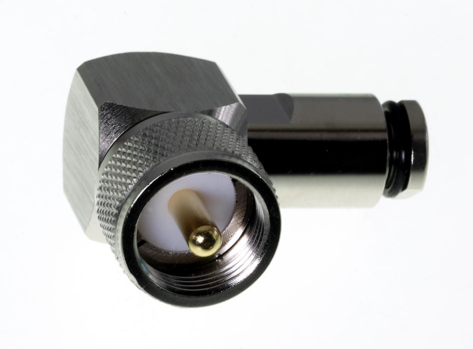 UHF- Winkelstecker für 5-6 mm Koaxialkabel