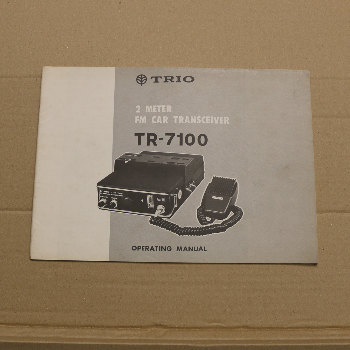 TRIO TR-7100 Operating Manual